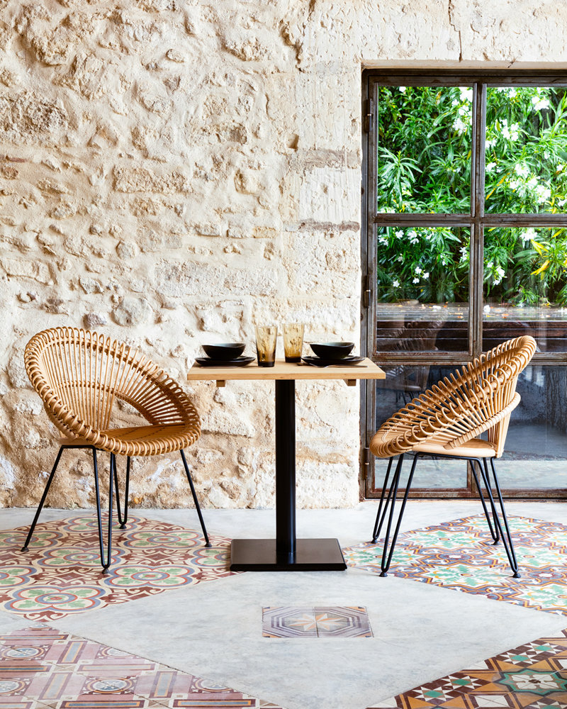 Curly dining chair and Bistro dining table