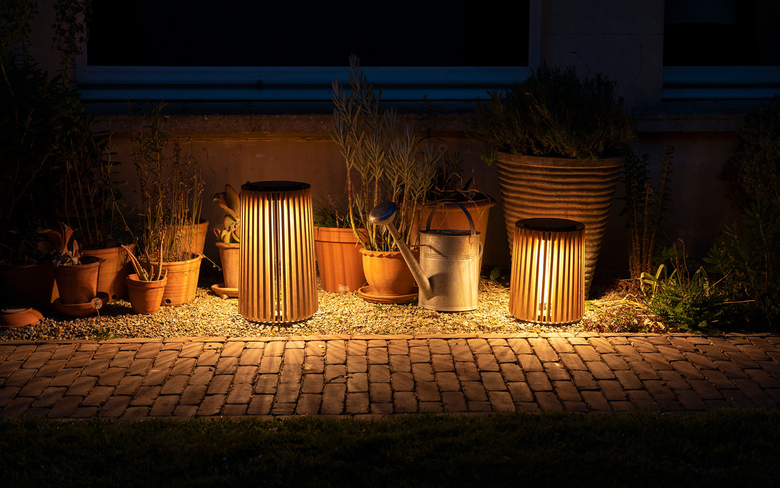 Maya lanterns