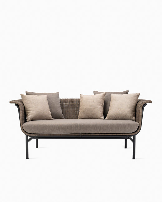 Vincentsheppard_Wicked_LoungeSofa2S_Taupe_QSP_LopiCoconut_F9_300DPI_4x5